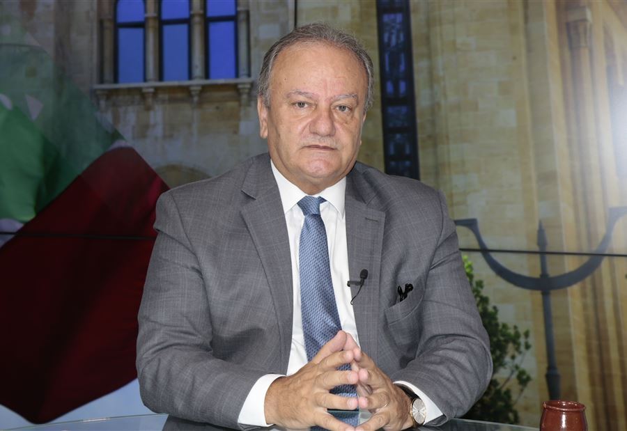 نقيب المحامين: مستشارو ميشال عون فشلوا