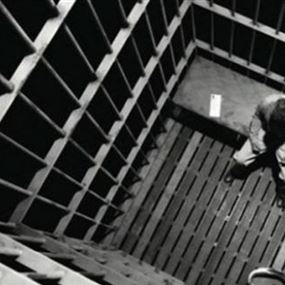 القصة الكاملة لتوقيف ضابط قوى الأمن.. وهذه علاقة صهره بما حصل! القصة الكاملة لتوقيف ضابط قوى الأمن.. وهذه علاقة صهره بما حصل!