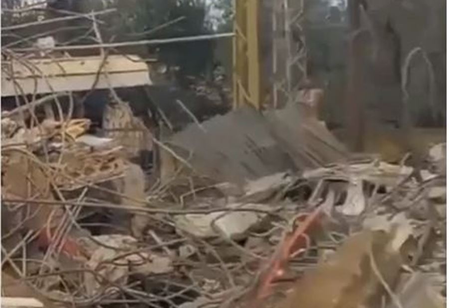 بالفيديو: آثار الدمار جرّاء الاستهداف الاسرائيلي على بليدا بالفيديو: آثار الدمار جرّاء الاستهداف الاسرائيلي على بليدا