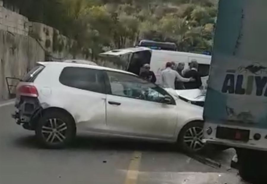 جرحى بحادث سير على ملتقى النهرين
