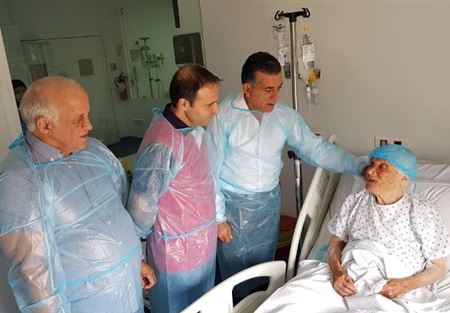 بالصورة: المعمرة ميمونة الامين في المستشفى اثر وعكة صحية بالصورة: المعمرة ميمونة الامين في المستشفى اثر وعكة صحية
