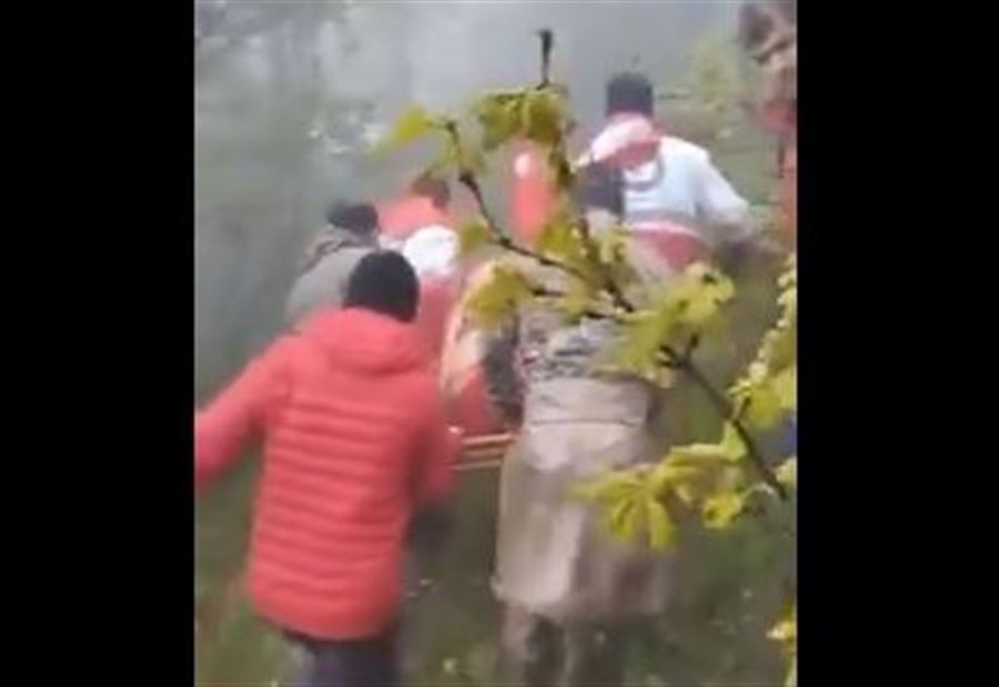 بالفيديو: العثور على جثامين ضحايا حادث مروحية رئيسي 