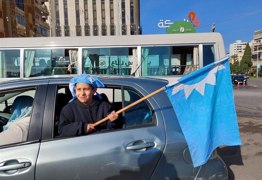 إحياءً لذكرى اغتيال الحريري... وفود شعبية ورسمية في ساحة الشهداء! (فيديو) إحياءً لذكرى اغتيال الحريري... وفود شعبية ورسمية في ساحة الشهداء! (فيديو)