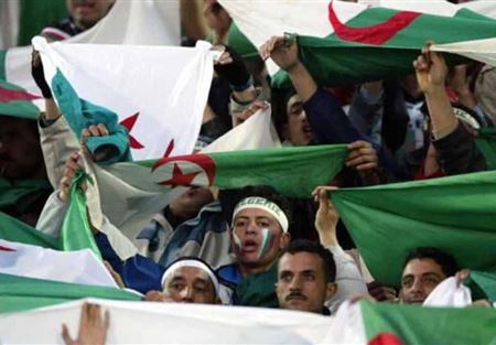 بعد أزمة "هتافات صدام حسين"... الجزائر ترد على العراق