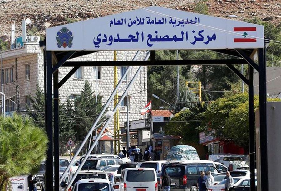 دخلوا عبرَ الخطّ العسكري  دخلوا عبرَ الخطّ العسكري