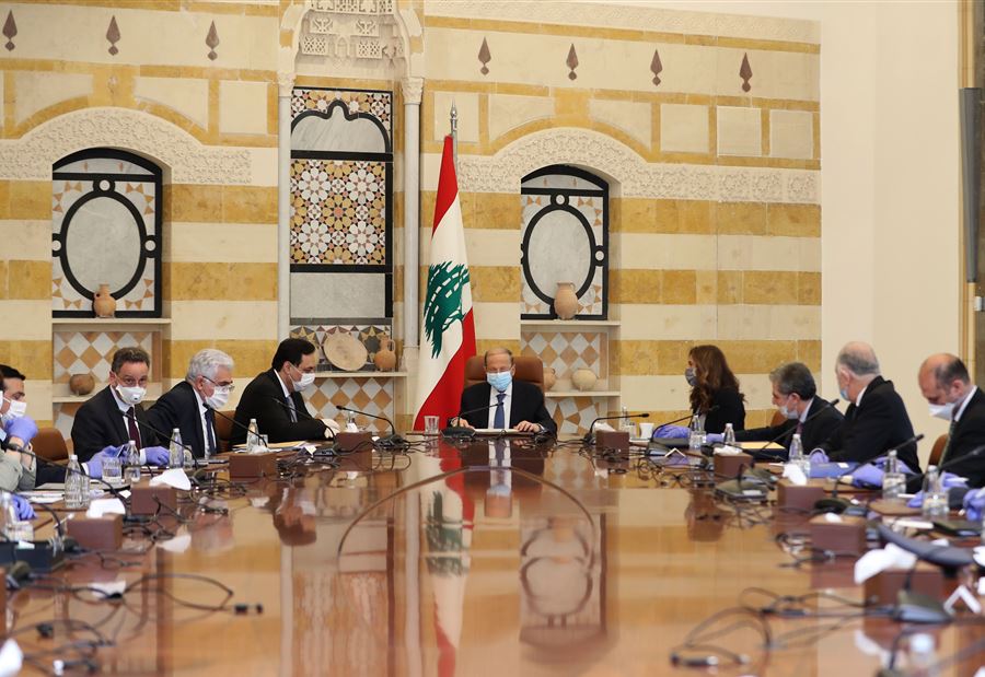 أجواء جلسة مجلس الوزراء خلال طرح إقالة "الحاكم"
