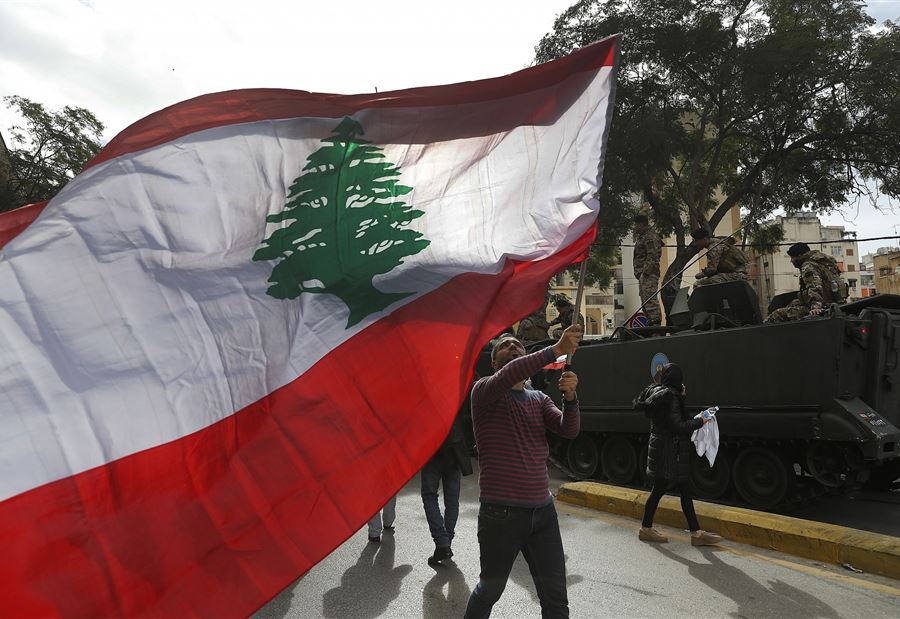 معارضة... أميركية! معارضة... أميركية!