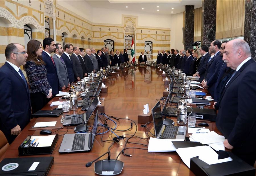 الكهرباء تغيب عن جدول أعمال الحكومة... وهذه بنود الجلسة