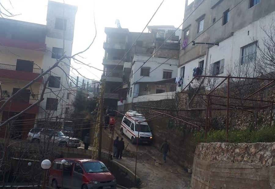 بالصورة: أصيب اثر سقوطه عن ورشة بناء في حقل العزيمة بالصورة: أصيب اثر سقوطه عن ورشة بناء في حقل العزيمة