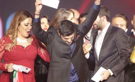 طوني عيسى الفائز بـ "ديو المشاهير"! طوني عيسى الفائز بـ "ديو المشاهير"!