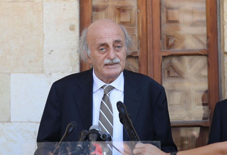جنبلاط: لا مانع بأن تلتزم الصين مشروع إعمار لبنان