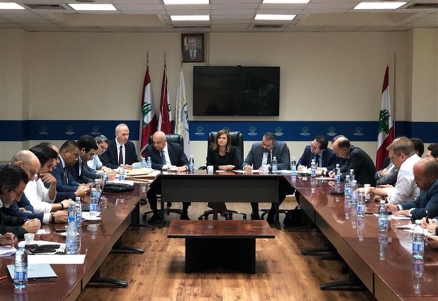 فض العروض لمناقصة إنشاء محطات تغويز عائمة لإستيراد الغاز فض العروض لمناقصة إنشاء محطات تغويز عائمة لإستيراد الغاز