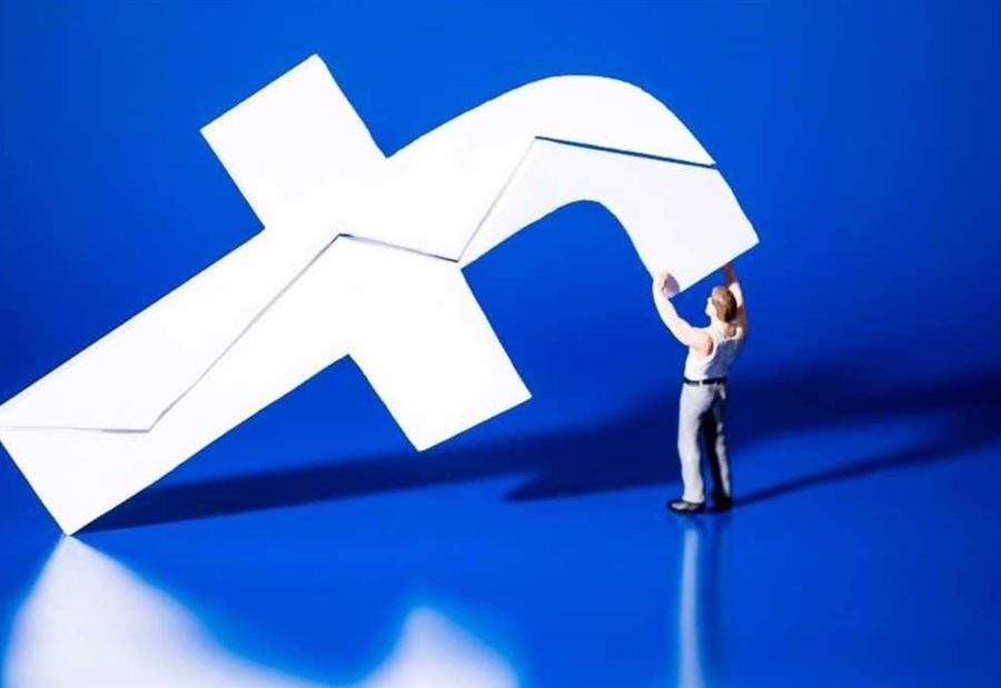 فيسبوك والسعادة.. دراسة تكشف السر