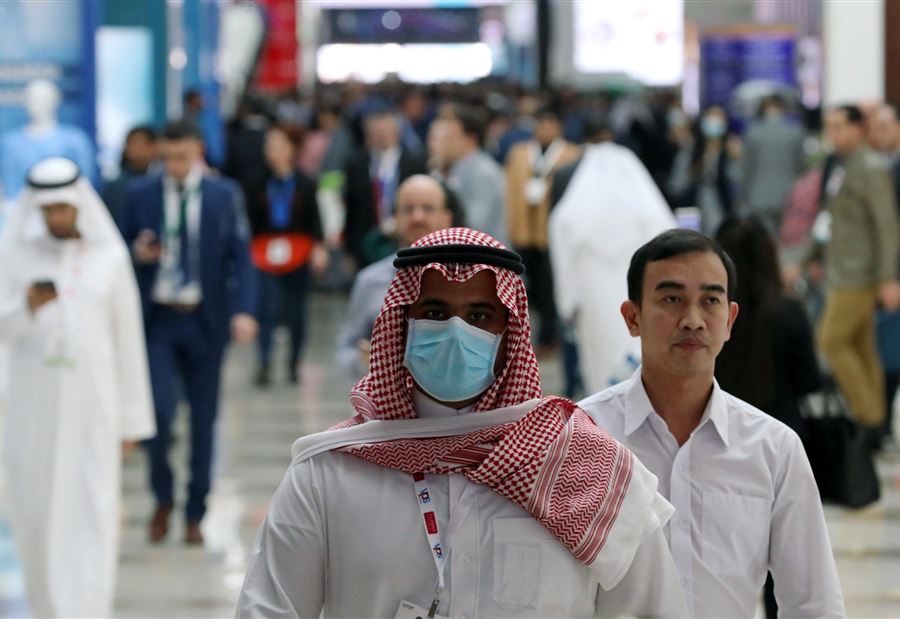 إجراءات صارمة في السعودية بسبب "كورونا"..الترحيل أو الإلتزام  إجراءات صارمة في السعودية بسبب "كورونا"..الترحيل أو الإلتزام
