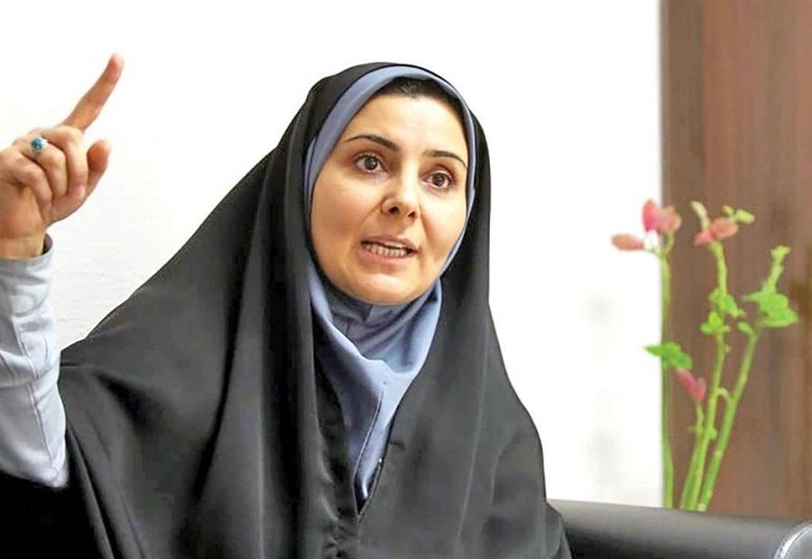 وزيرة إيرانية: الرحلة بين طهران وباريس ألغيت بشكل أحادي!