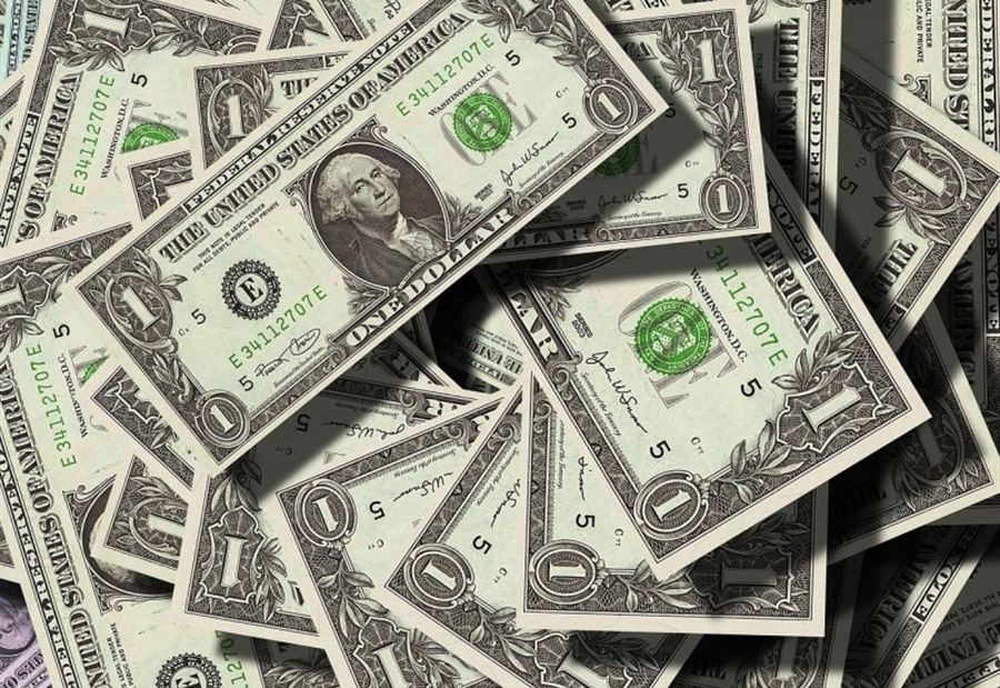دولار السوق السوداء... كم سجّل اليوم؟