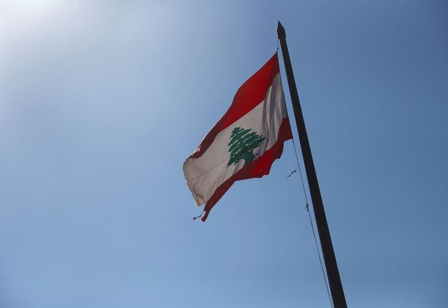 "طحشة" موفدين