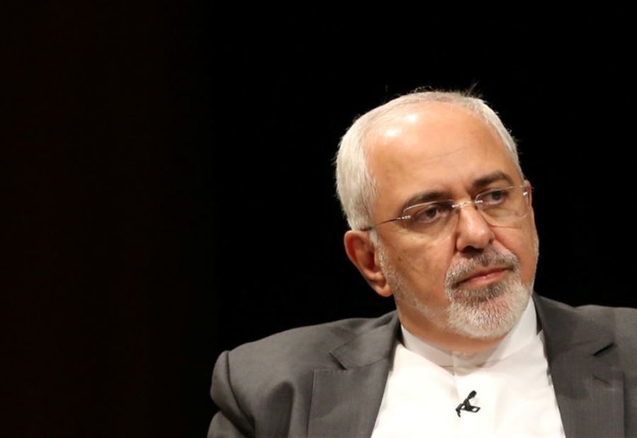 ظريف: تهديد ترمب بمحو إيران يرقى إلى "جريمة حرب"