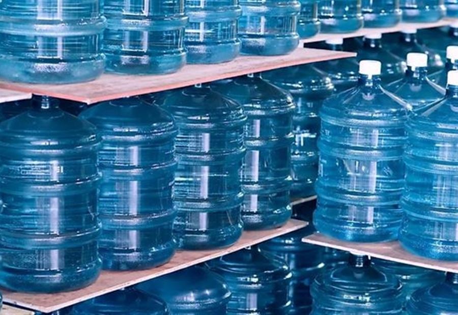 توقيف العمل في معمل لتعبئة المياه!