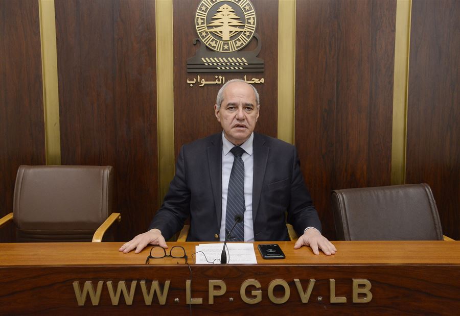 "الرسالة وصَلَت"... أول تعليق من خلف بعد حادثة الإعتداء!