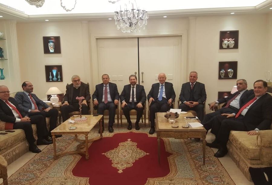 اللقاء التشاوري يسحب ترشيح عدرا