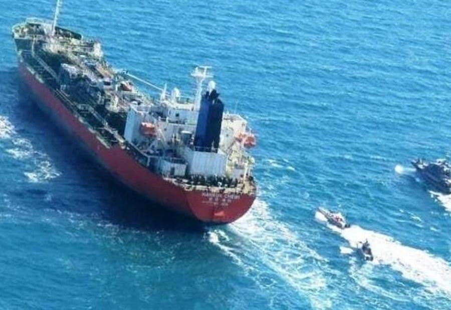 ناقلة كورية احتجزتها طهران قد تشعل الحرب على إيران
