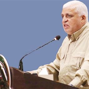 العبادي يقيل رئيس هيئة الحشد الشعبي 