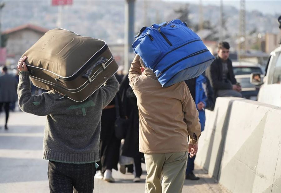 بحثًا عن الأمان... أكثر من 21 ألف شخص فرّوا من سوريا إلى لبنان