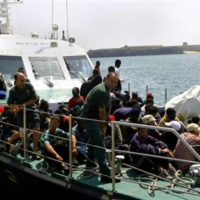 مقتل شابة في إطلاق البحرية المغربية النار على زورق يقل مهاجرين