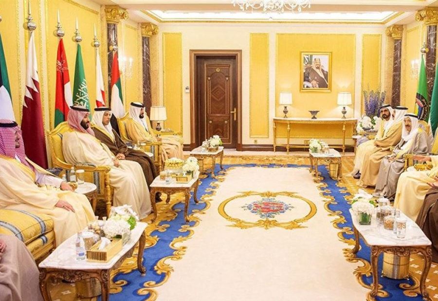 "يجب أن يعي كلّ مقامه"... رسالةٌ من إيران إلى دول الخليج