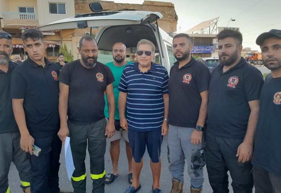 مستلزمات طبية ومواد غذائية للدفاع المدني في صور