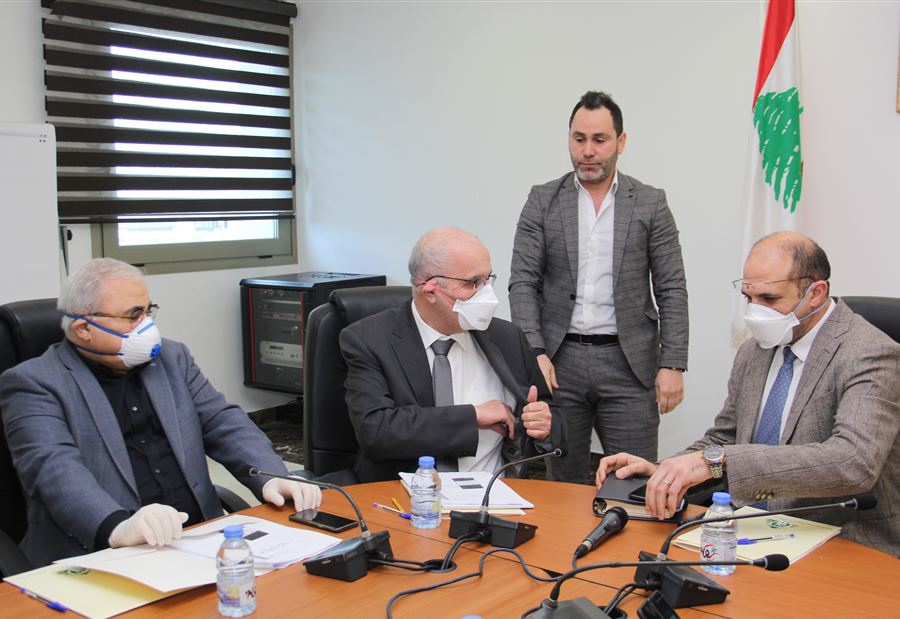 إصابات "كورونا" ترتفع... عراجي يطالب بإعلان حال الطوارئ
