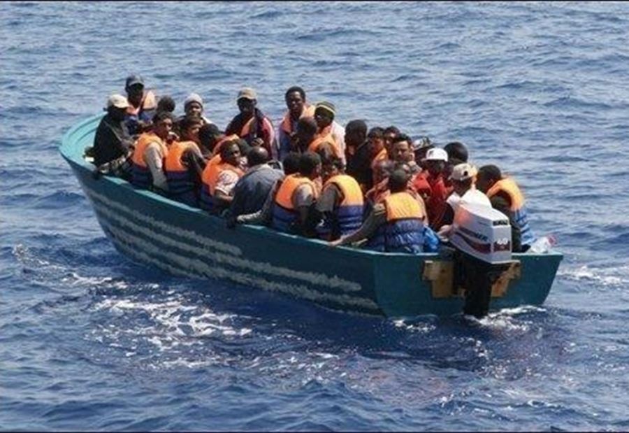 "الهجرة غير الشرعية" على طاولة الحوار