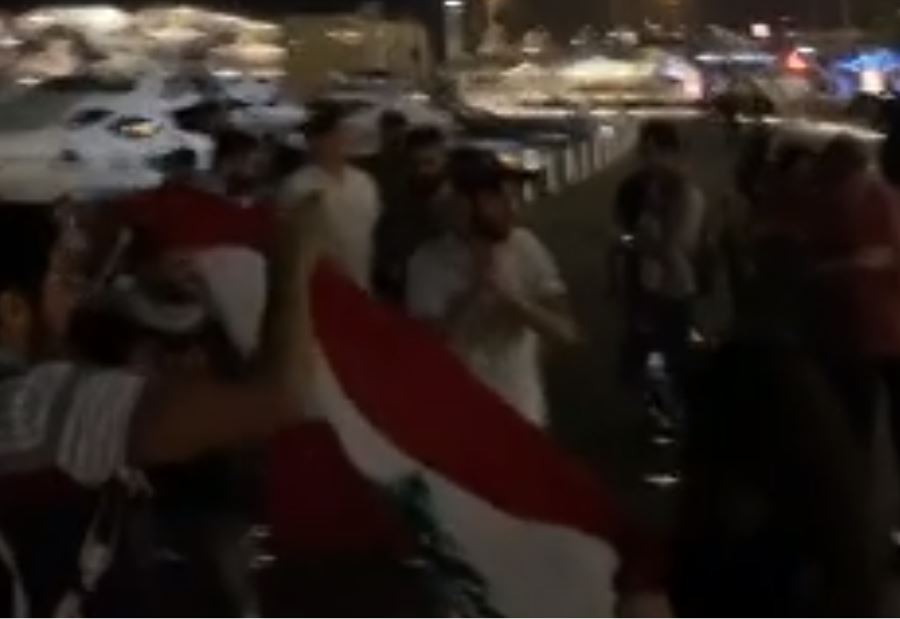 خيم المحتجين وصلت امام الزيتونة باي