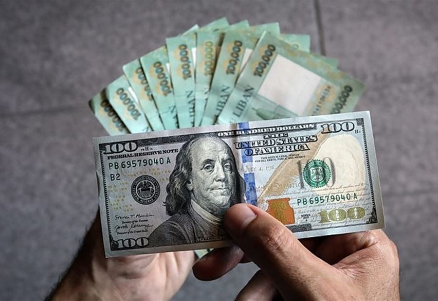 دولار السوق السوداء... كم سجّل اليوم؟
