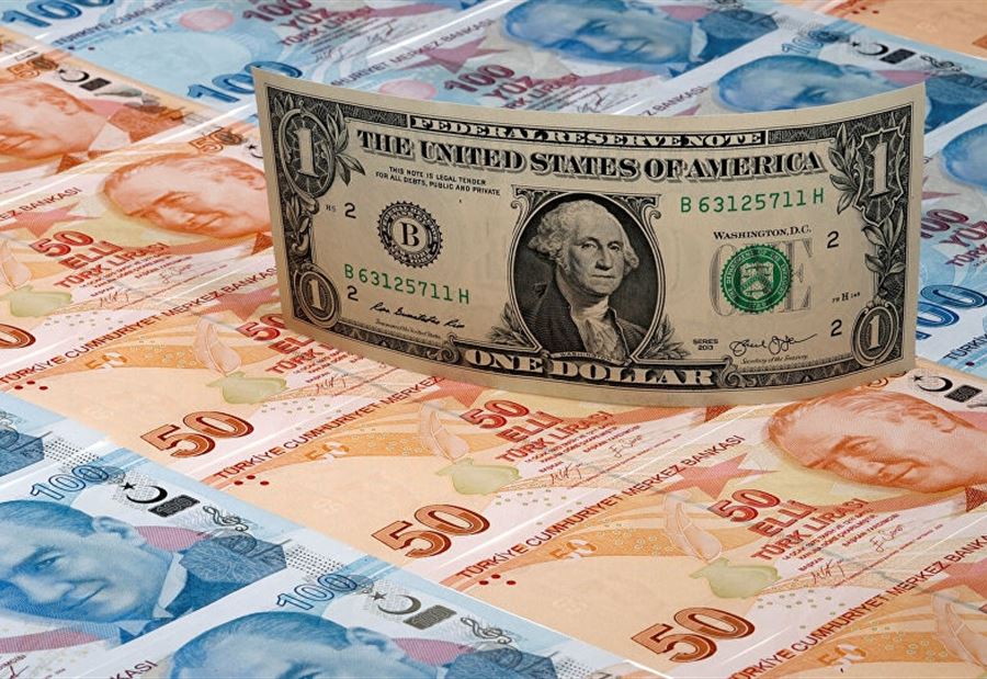 انخفاض الليرة التركية إلى مستوى قياسي جديد 