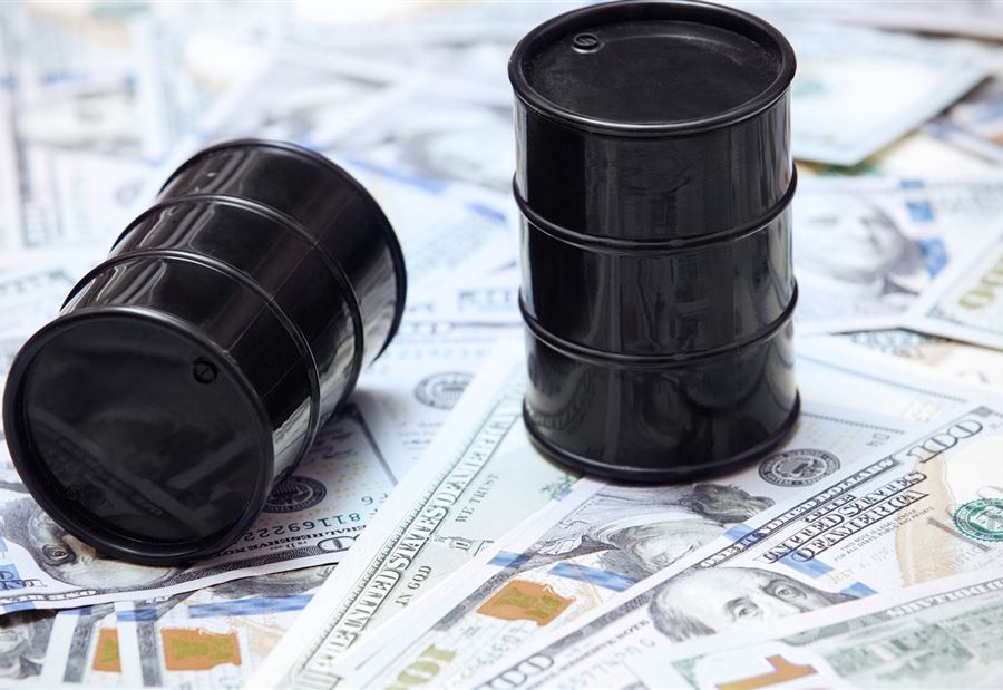 سعر النفط الأميركي يهبط مرة أخرى لأقل من الصفر