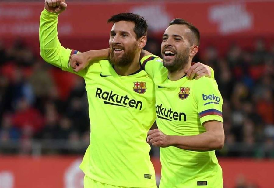 جدل بين جماهير برشلونة.. بسبب "فتنة" ميسي وكوتينيو