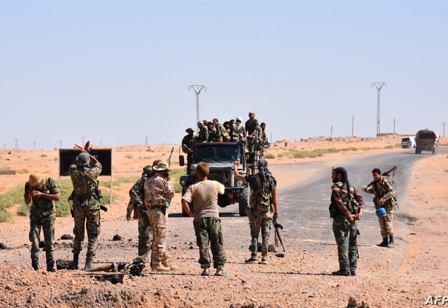 في ثلاثة مواقع... "انفجارات مجهولة" بمواقع إيرانية في دير الزور