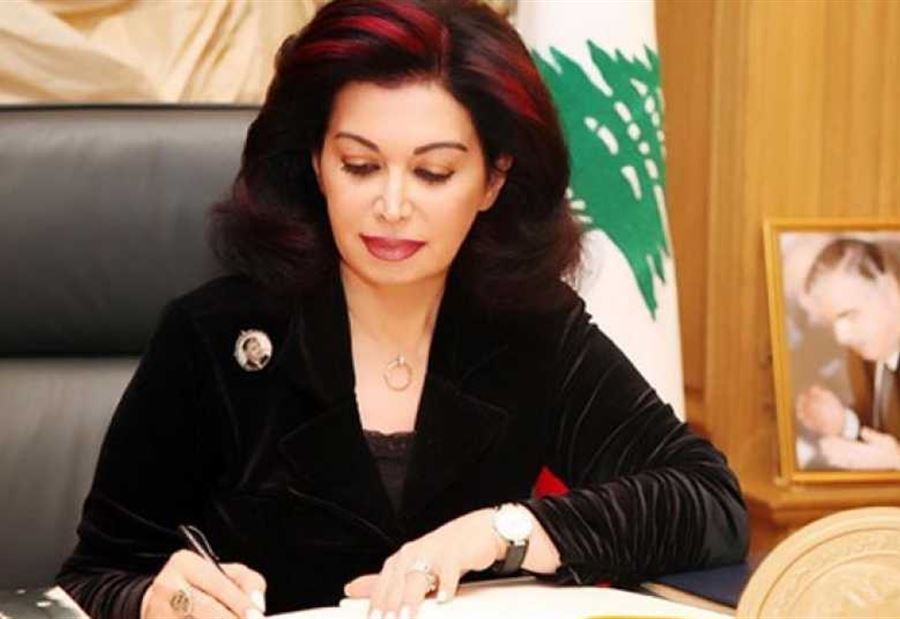 من نازك الحريري إلى أمهات لبنان..