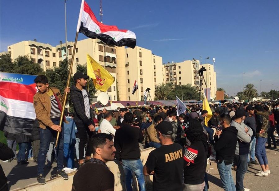 في العراق... أمرٌ بالانسحاب من أمام السفارة الأميركية