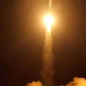 الدفاع الجوي السعودي يعترض صاروخاً حوثياً على جازان الدفاع الجوي السعودي يعترض صاروخاً حوثياً على جازان