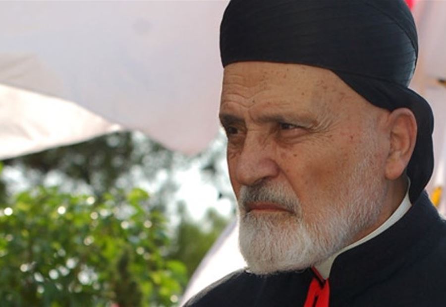 تواصل توافد المعزين الى بكركي  تواصل توافد المعزين الى بكركي
