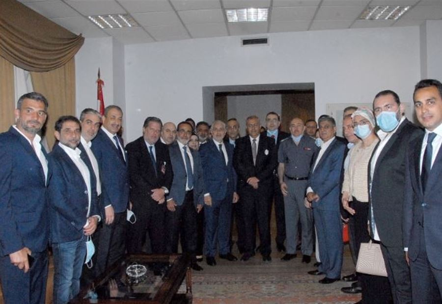 عضو بلدية بيروت تنقلبُ على إستقالتها
