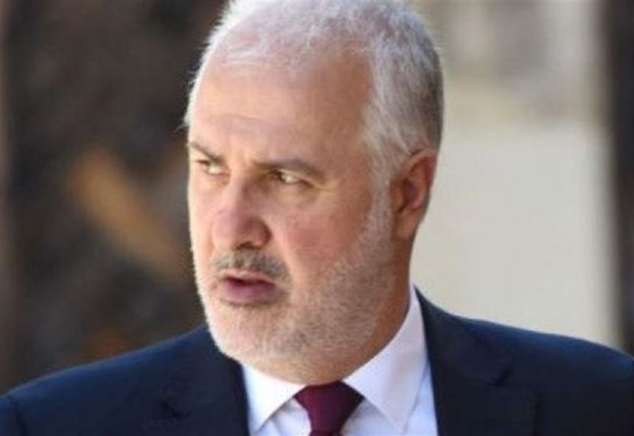 عزيز: "لازم ما نصير غنميين ولا إمتثاليين"