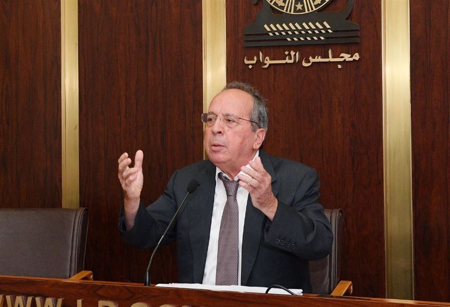 "ممنوع المسّ بسلامة"... السيد: فوجئوا كأنه توُفِّيَ بسكتة قلبية