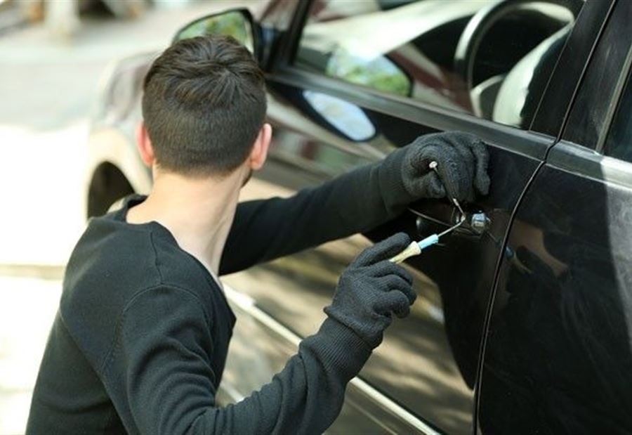 أقدما على سرقة محل لإصلاح السيارات في الحريشة - عكار 