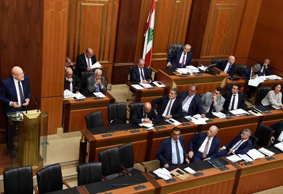 إصطفافات وانقسامات نيابية جديدة تنتظر لودريان 