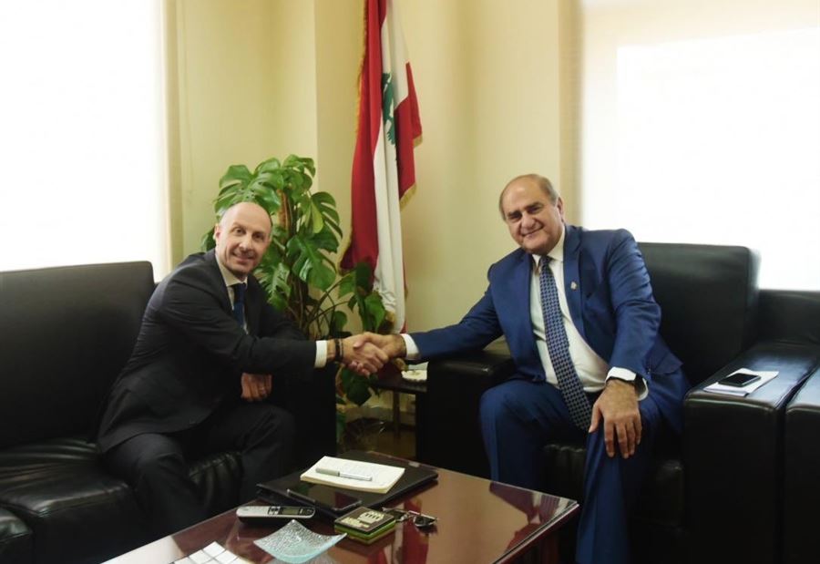 وزراء "الواتساب" وزراء "الواتساب"