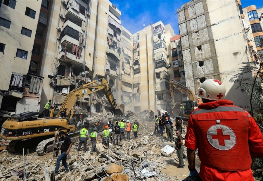 "مصير 15 مفقوداً غير واضح"... أهالي الوزاني يستخرجون جثامين 5 شهداء